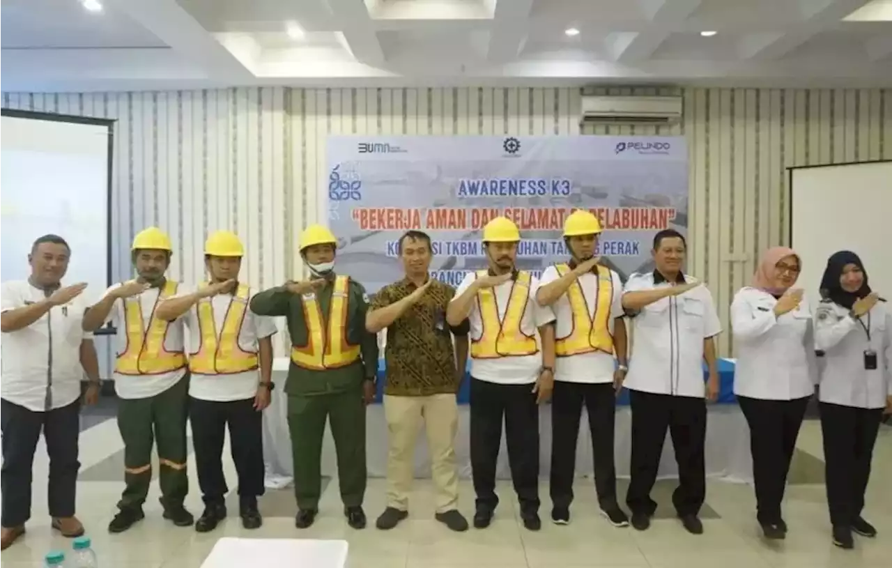 Pelindo Multi Terminal Gelar Awareness K3 Dan Bagikan APD