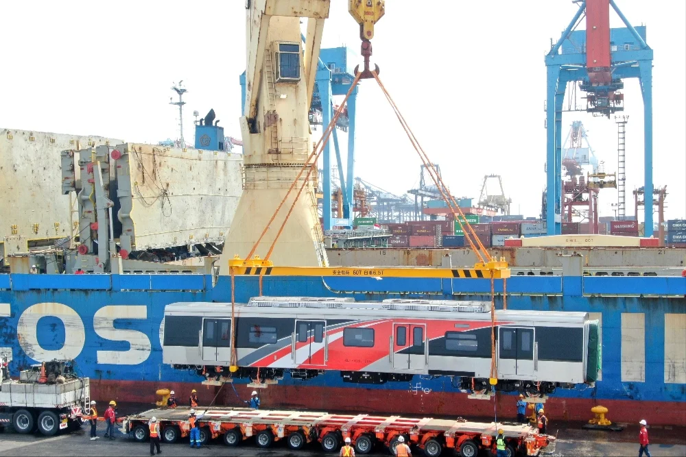 Pelindo-KAI Commuter Bersinergi, Trainset Siap Dukung Mobilitas Jabodetabek