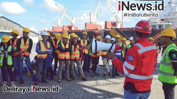 Pelindo Multi Terminal Ajak Mahasiswa UNIKA St. Thomas “Ngintip” Dunia Pelabuhan dari Dekat