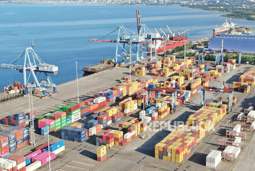 Pelindo Multi Terminal Catat Kinerja Positif pada Semester I 2026