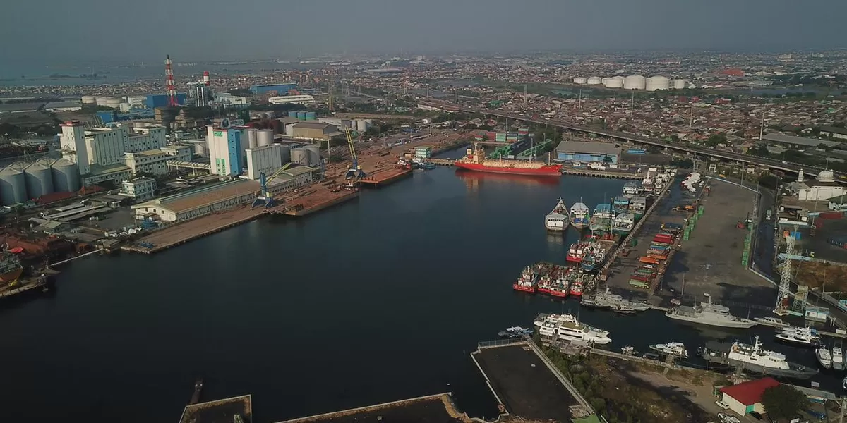 Pelindo Catat Kinerja Positif; Arus Barang Nonpetikemas 2025 di Pelabuhan Tanjung Emas Capai 4.868.254 Ton